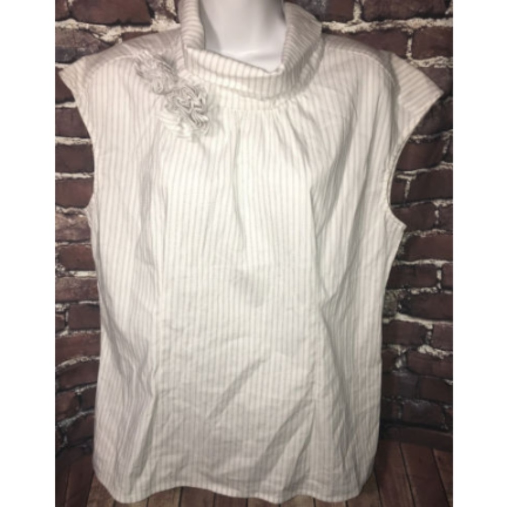 Alfani Petite Blouse  Size 14P Key Hole Back